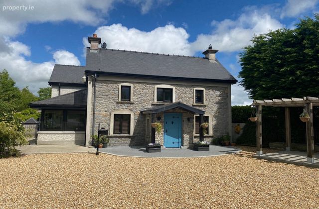The Blue House, Dungarvan, Co. Kilkenny - Click to view photos
