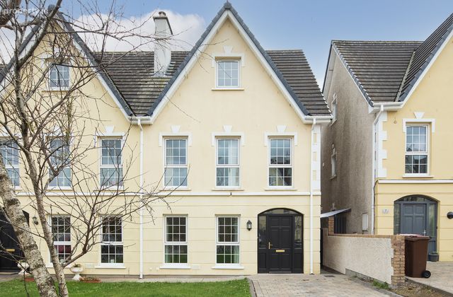 6 Redwood Avenue, Broomfield, Midleton, Co. Cork - Click to view photos