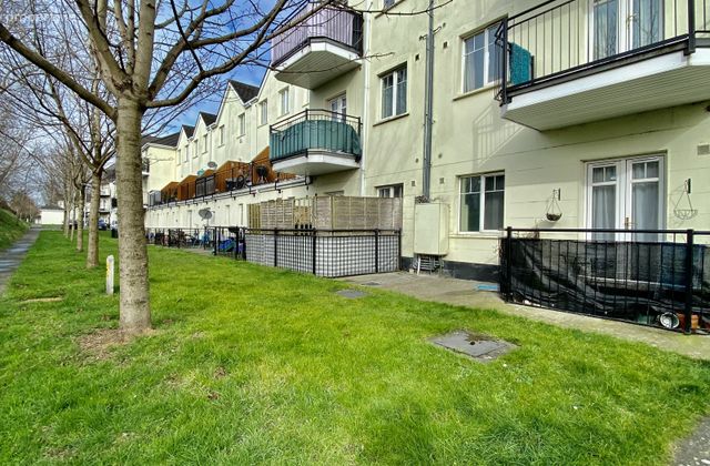 Apartment 42, Holywell Way, , Co. Dublin - Click to view photos