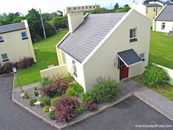 Carraroe Holiday Cottages, Carraroe, Co. Galway - Image 3