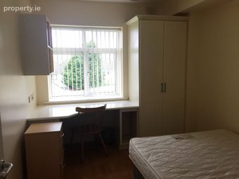 Apartment 190, T&Atilde;­ Fhearghuis, Gleann Na R&Atilde;­, Renmore, Co. Galway - Image 4