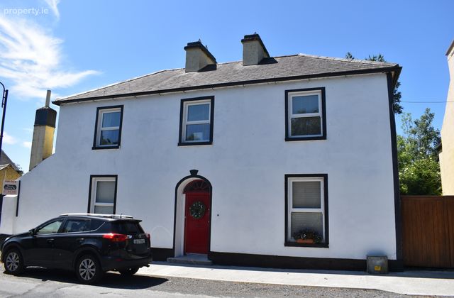 Croghan, Boyle, Co. Roscommon - Click to view photos