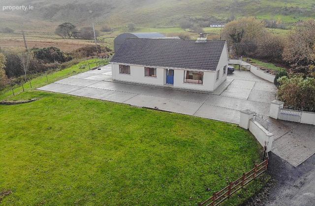 Cronkeerin, Ardara, Co. Donegal - Click to view photos