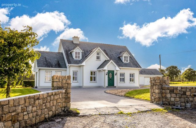 Lackan, Ballyshrule, Portumna, Co. Galway - Click to view photos