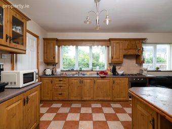 11 Shannon View, Rooskey, Co. Roscommon - Image 5