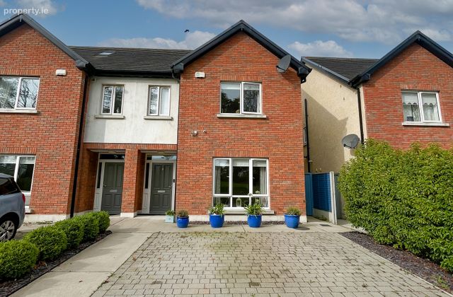9 Maydenhayes Lane, Donacarney, Co. Meath - Click to view photos