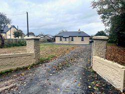 Ballymackeogh, Newport, Co. Tipperary - House to Rent