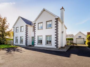 12 Butler Court, Clonmel Road, Cahir, Co. Tipperary - Image 2