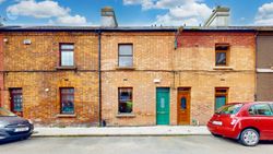 5 Saint James Avenue,Dublin 8, Dublin 8 - Terraced house