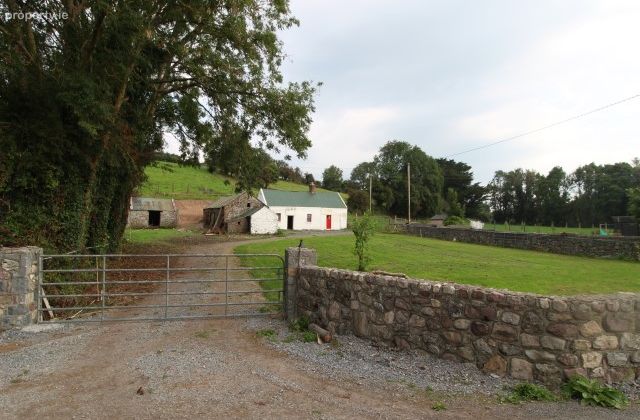 Caherina, Barefield, Ennis, Co. Clare - Click to view photos