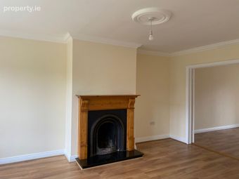 32 Rivervale Park, Dunleer, Co. Louth - Image 5