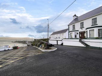 The Pier House, Downings, Co. Donegal