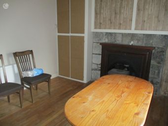 House share at close to bridge street, Dunmore, Co. Galway