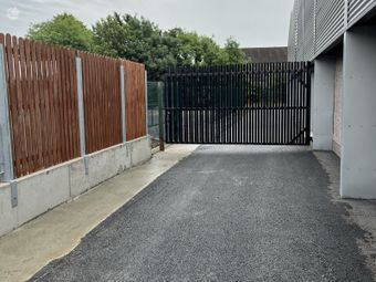 Kea Lew, Portlaoise, Co. Laois - Commercial Site