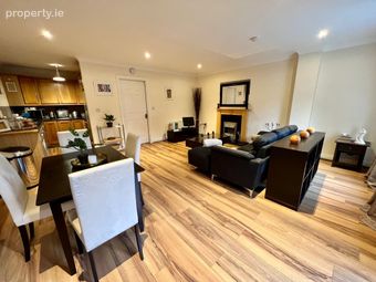 123 Monksfield Apartment, Bealnamulla, Athlone, Co. Roscommon - Image 4