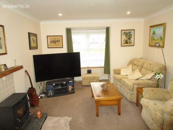 11 New Park Gardens, Moville, Co. Donegal - Image 4