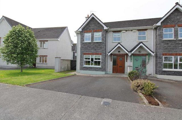 240 Coille Bheithe, Nenagh, Co. Tipperary - Click to view photos