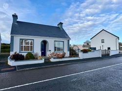 Nellies Cottage,Ballyhowly,Knock,Claremorris,Co. Mayo, Knock, Co. Mayo - Bungalow For Sale