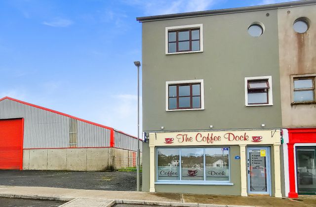 The Coffee Dock &amp; 3 Bed Duplex, Place De Plouzane, Kilrush, Co. Clare - Click to view photos