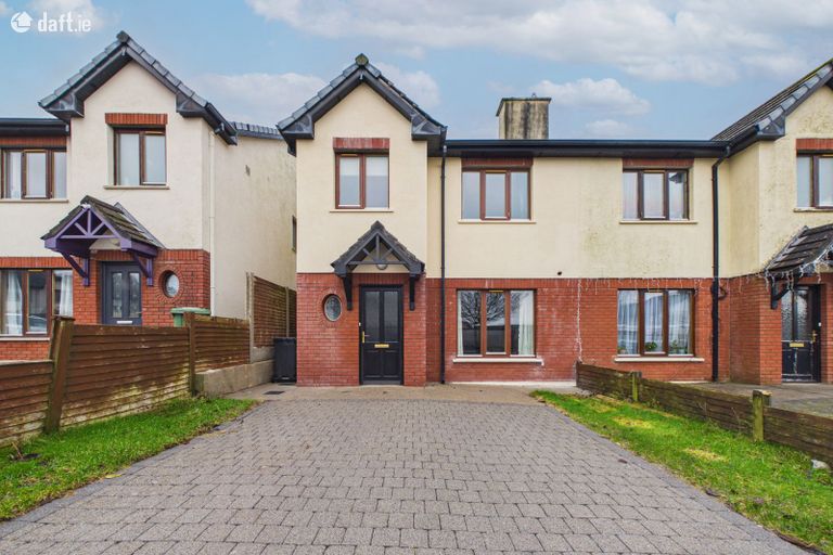 29 The Lawn, Clover Meadows, Ferrybank, Slieverue, Co. Kilkenny - Click to view photos