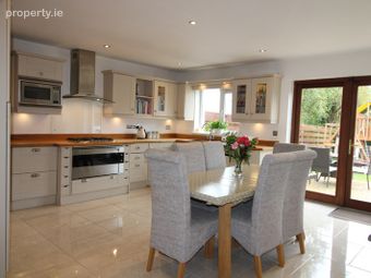 19 Broomhall Court, Rathnew, Co. Wicklow - Image 4