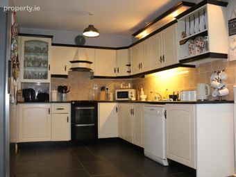 33 Cloncollig Housing Estate, Tullamore, Co. Offaly - Image 2