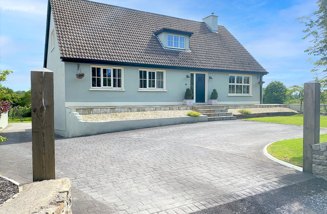 Woodview, Turlough, Castlebar, Co. Mayo - Click to view photos