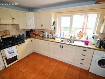 387 Coneyburrow Estate, Lifford, Co. Donegal - Image 4