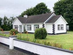 Clareville, Ballynacreg South, Corofin, Co. Galway - Detached house