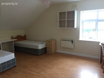 Apartment 190, T&Atilde;­ Fhearghuis, Gleann Na R&Atilde;­, Renmore, Co. Galway - Image 2