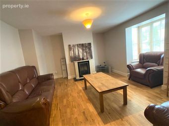 5 Liam Mellows Terrace, Bohermore, Bohermore, Co. Galway - Image 2