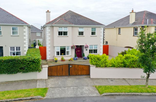 24 Cloverwell, Edgeworthstown, Co. Longford - Click to view photos