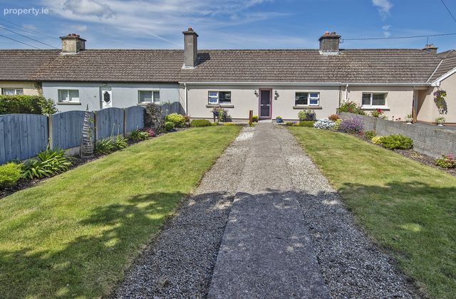 64 T.j. Murphy Place, Abbeyside, Dungarvan, Co. Waterford - Click to view photos
