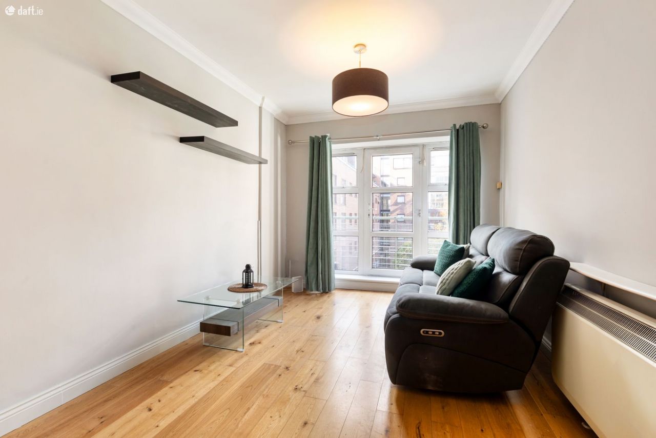 Apartment 157,Block B/C,The Waterside,Charlotte Qu, Grand Canal Dock, Dublin 4