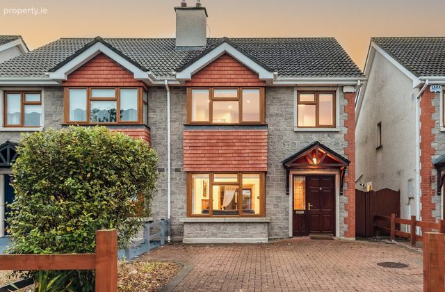 6 Old Connell Weir, Newbridge, Co. Kildare - Click to view photos