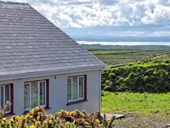 Ocean View Cottage, Kilkee, Co. Clare - Image 2