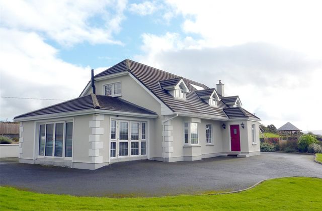 House And Apartment, Mayneen, Westport, Co. Mayo - Click to view photos