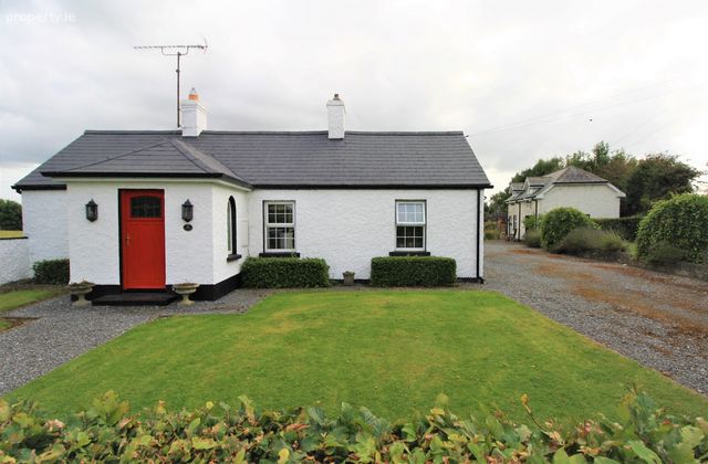 Rose Cottage &amp; Mews, Ballycrogue, Carlow, Carlow Town, Co. Carlow - Click to view photos