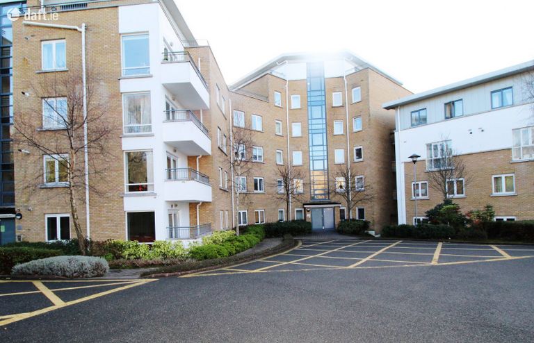 Apartment 32, Malin Hall, Waterville Terrace, Waterville, Blanchardstown, Dublin 15 - Click to view photos