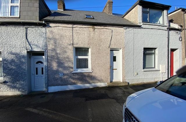 5 Windsor Cottages, Ballyhooly Road, Cork City, Co. Cork - Click to view photos