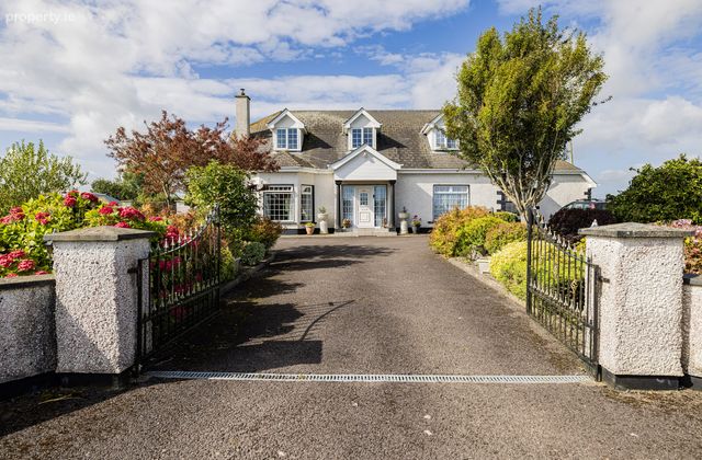 Bartramstown, Clonalvy, Co. Meath - Click to view photos