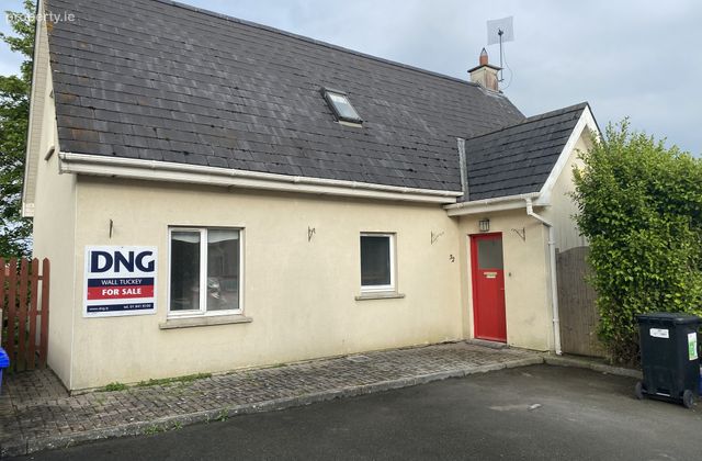 32 The Village, Bettystown, Co. Meath - Click to view photos