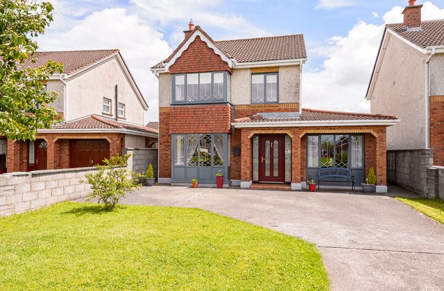 2 Sycamore Avenue, Beaufort Place, Navan, Co. Meath - Click to view photos