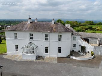 Hill House, Palmer's Hill, Cashel, Co. Tipperary - Image 2
