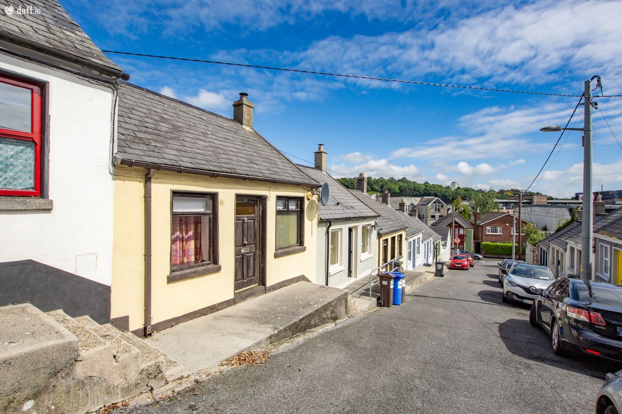 17 Summerhill Terrace, Summer Hill, Waterford City, Co. Waterford