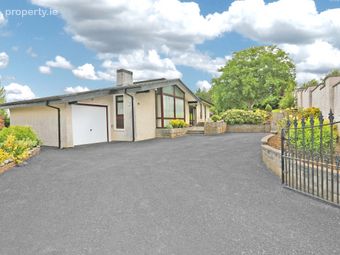 16 Tullyglass Hill, Shannon, Co. Clare - Image 2