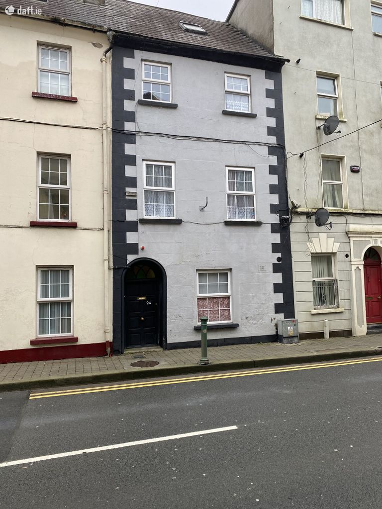 24 William Street, Waterford City Centre, Co. Waterford - Click to view photos