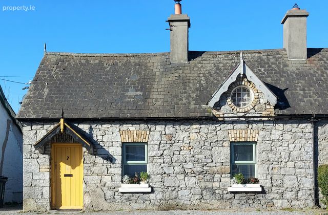 7 Eden Road Cottages, Birr, Co. Offaly - Click to view photos